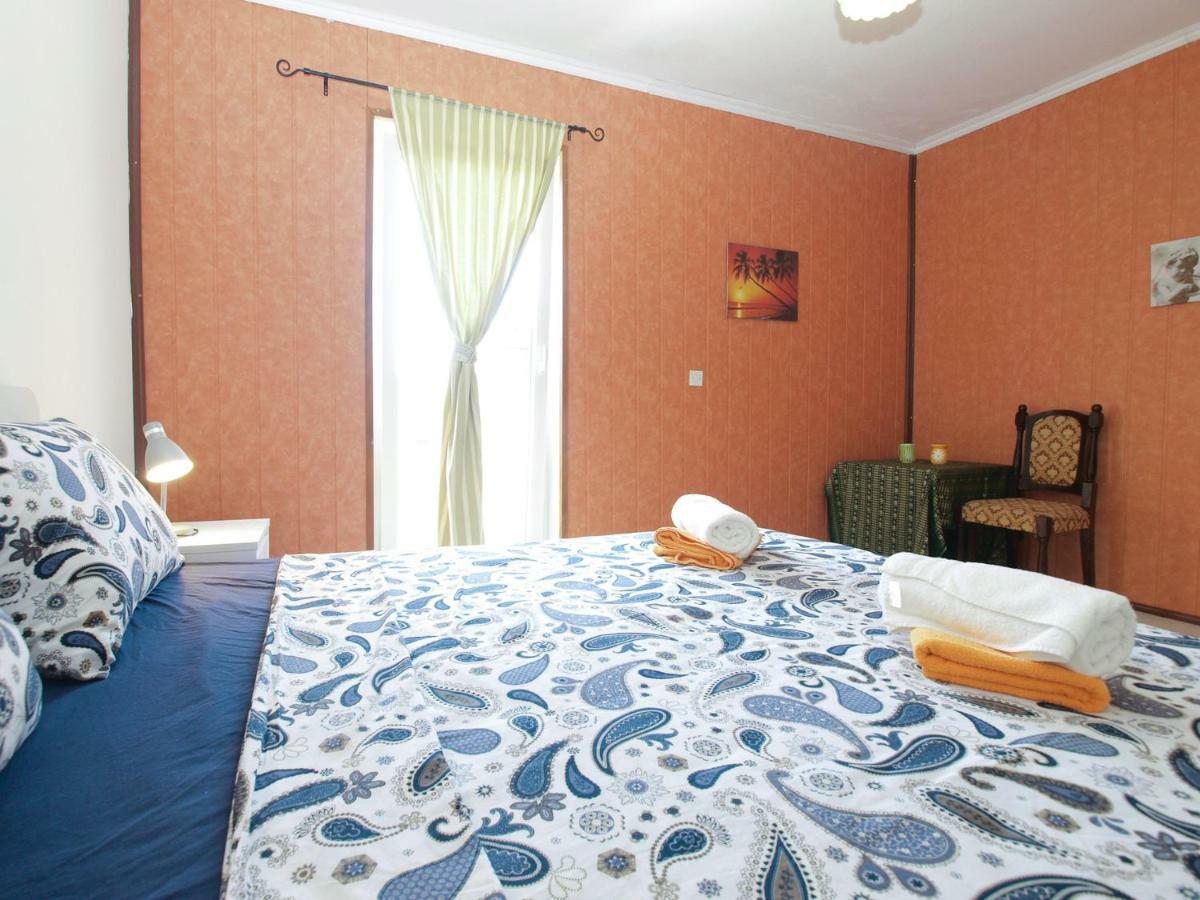 Apartments Davor 1676 Banjole Bagian luar foto