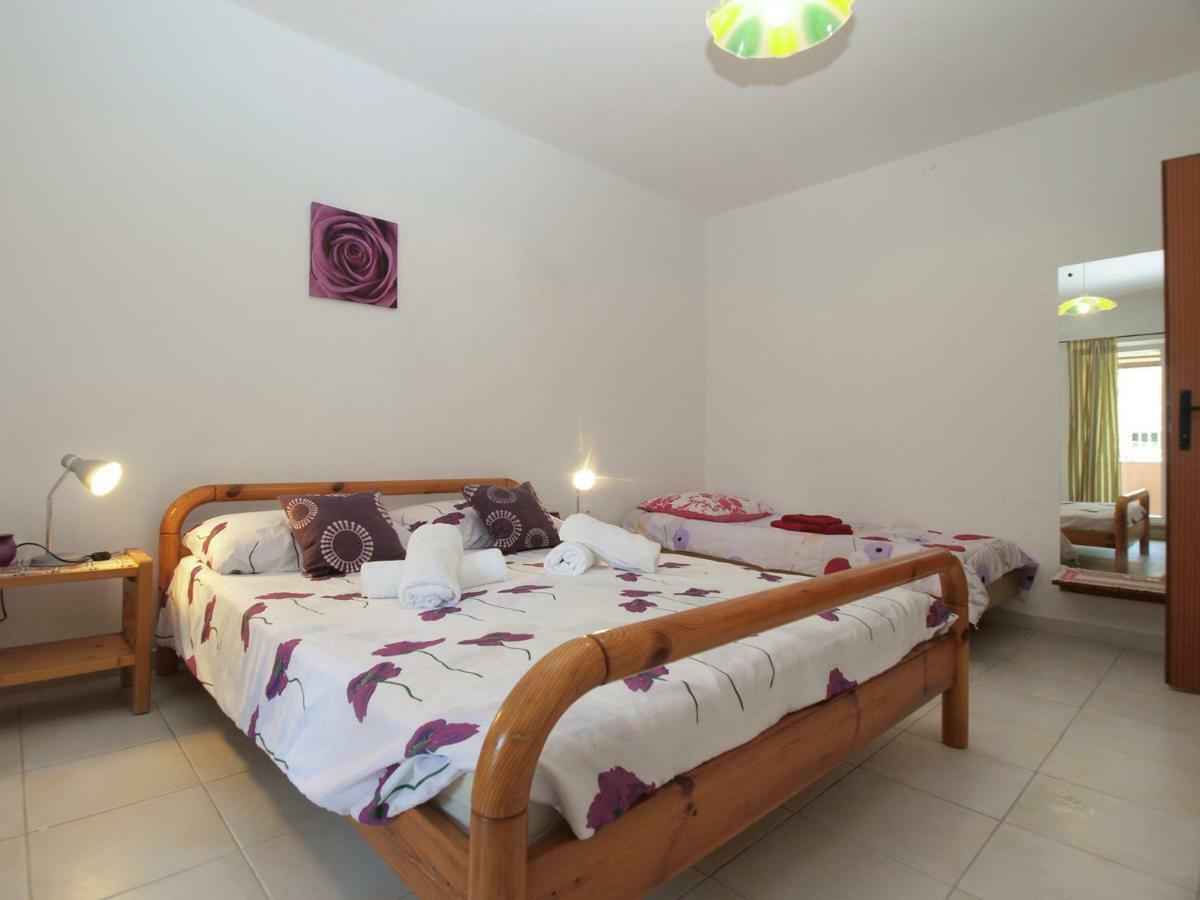 Apartments Davor 1676 Banjole Bagian luar foto